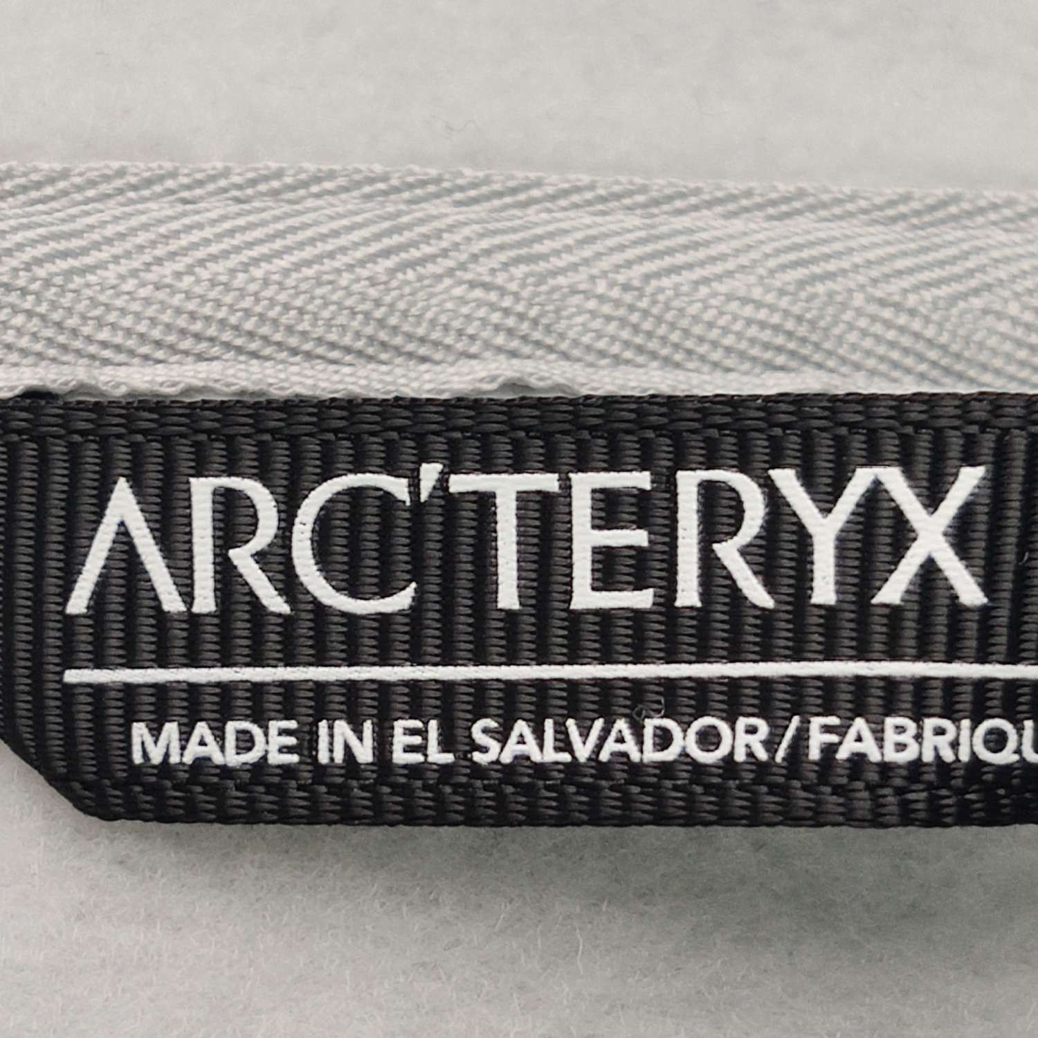 Arc'teryx Arc'teryx Beta Insulated Hooded Jacket S Size L / US 10 / IT 46 - 9 Thumbnail