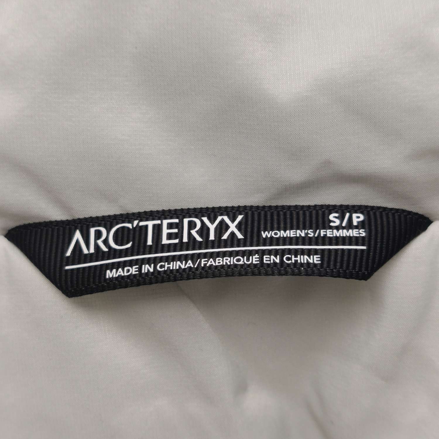 Arc'teryx Arc'teryx Beta LT Hooded Jacket XL Size S / US 4 / IT 40 - 12 Thumbnail