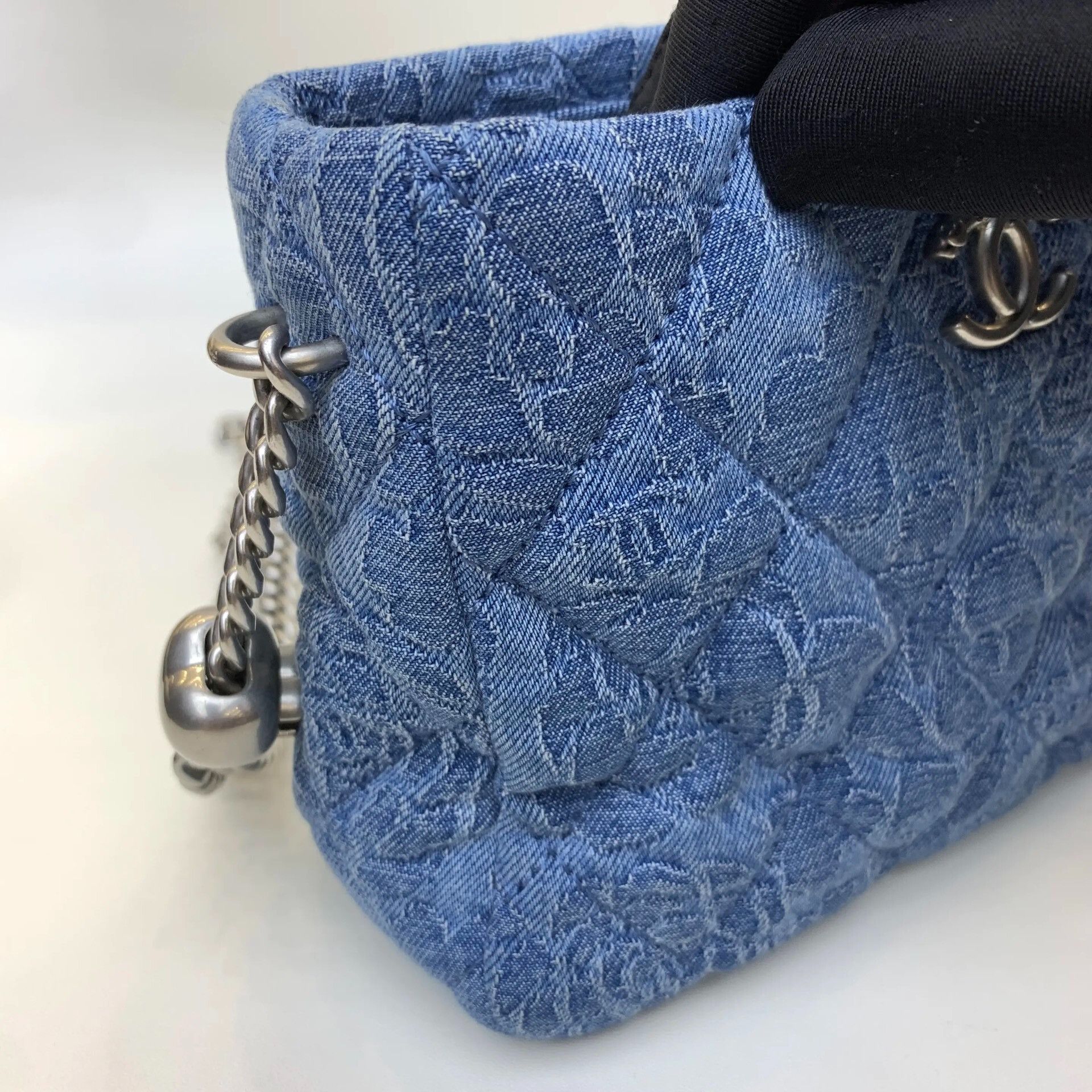 Chanel Pre-loved Bag Very good condition Size ONE SIZE - 2 Thumbnail