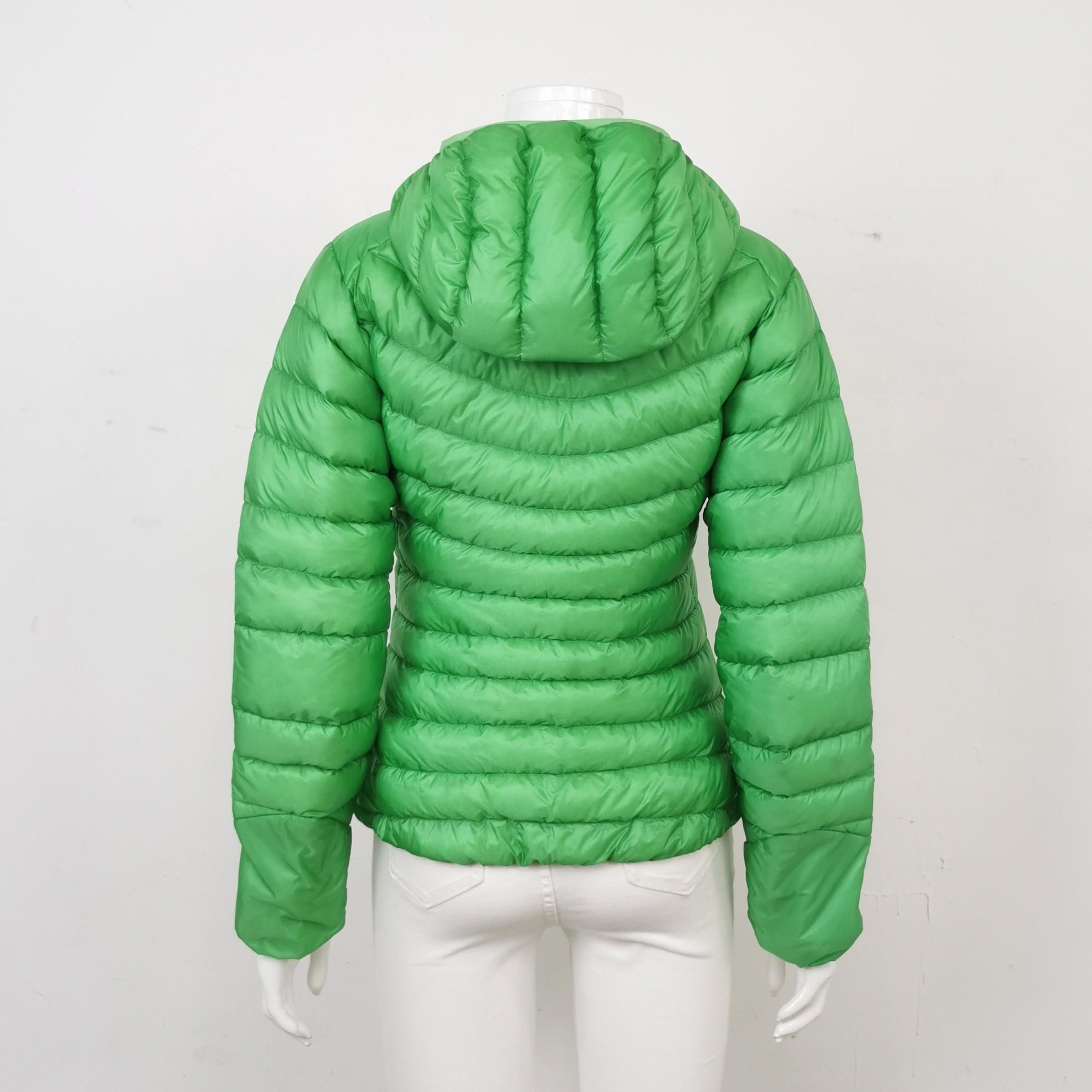 Arc'teryx Arc'teryx XS Green Quilted Hooded Down Jacket Size XS / US 0-2 / IT 36-38 - 4 Thumbnail