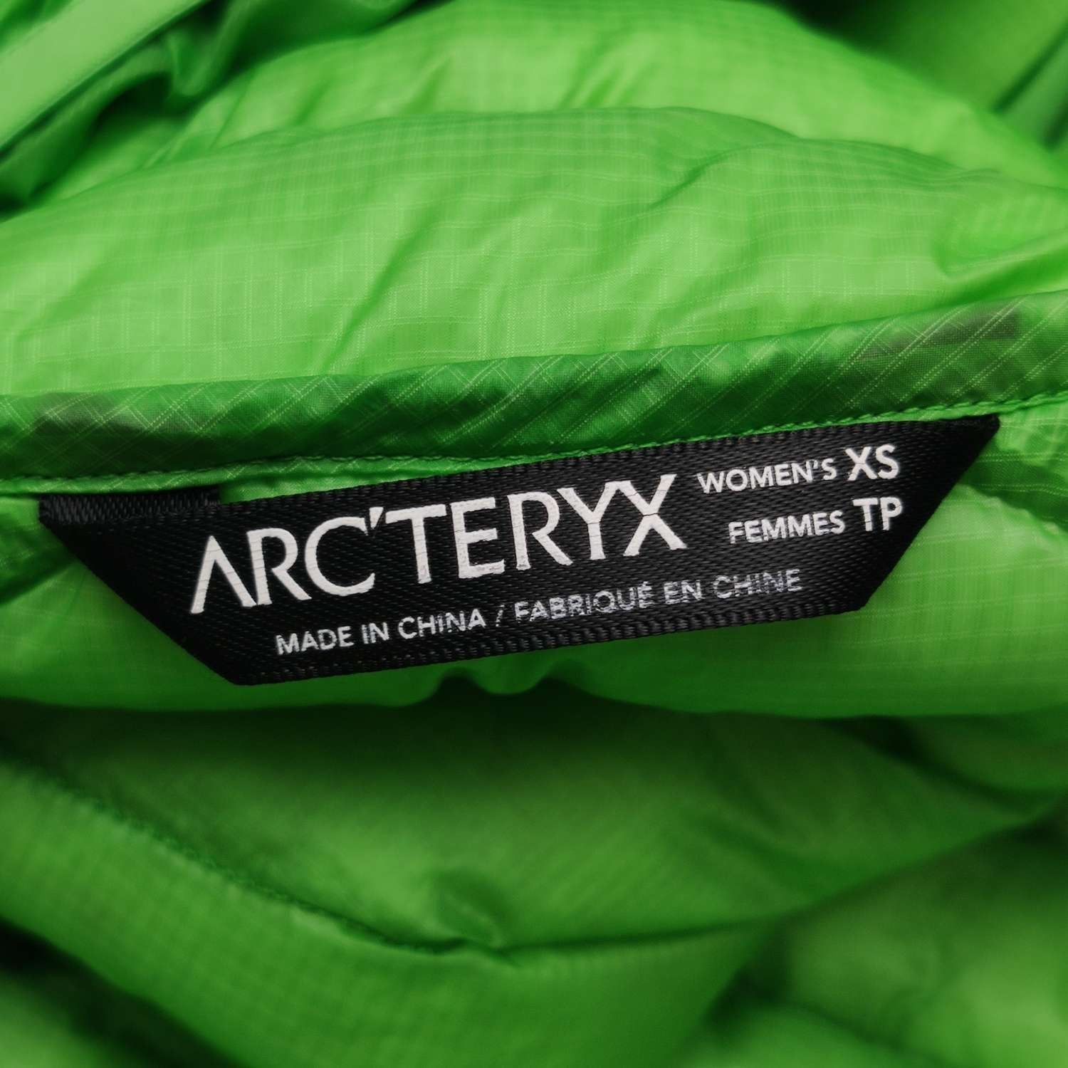 Arc'teryx Arc'teryx XS Green Quilted Hooded Down Jacket Size XS / US 0-2 / IT 36-38 - 8 Thumbnail