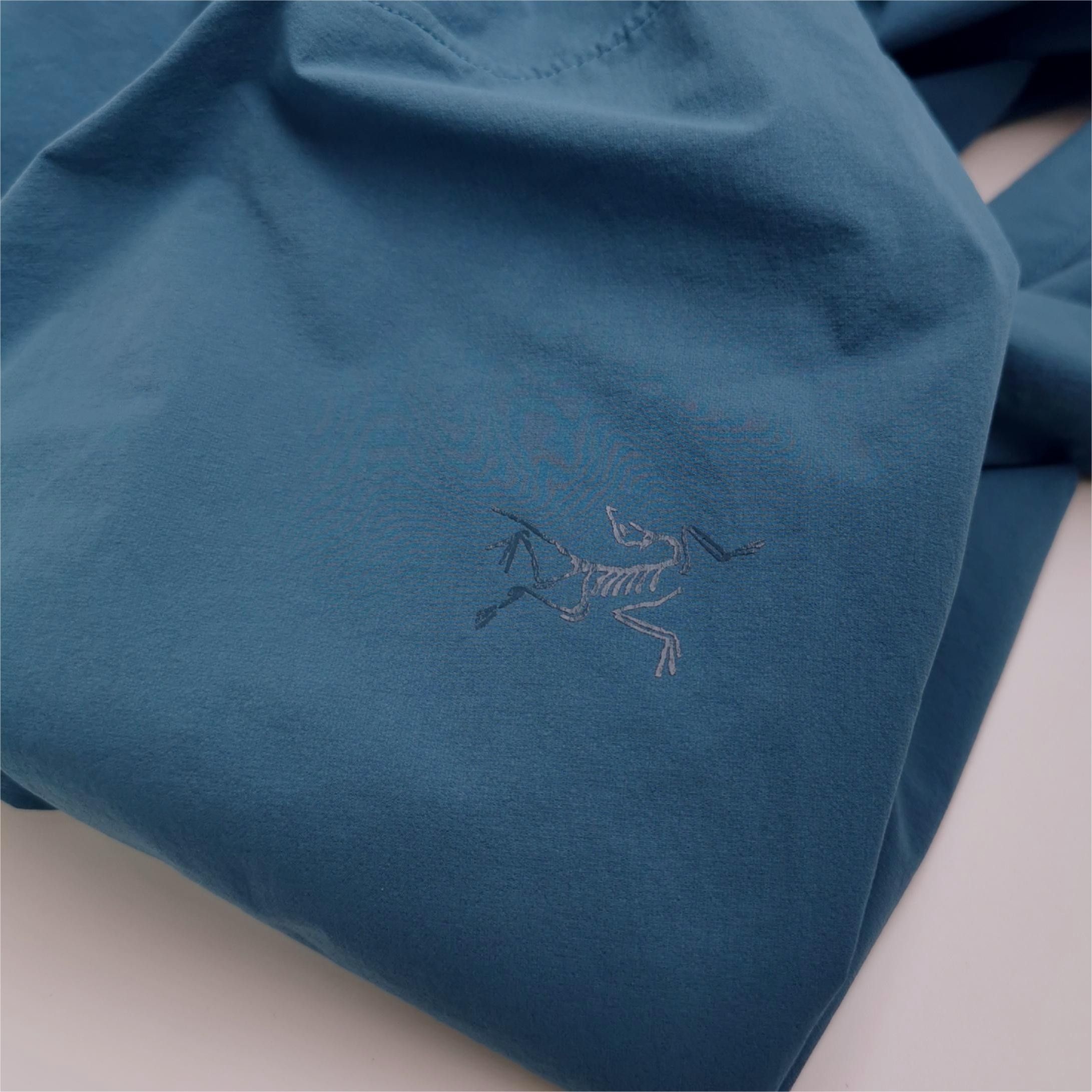 Arc'teryx Arc'teryx Solid Logo Long-Sleeve Jacket L Size S / US 4 / IT 40 - 6 Thumbnail