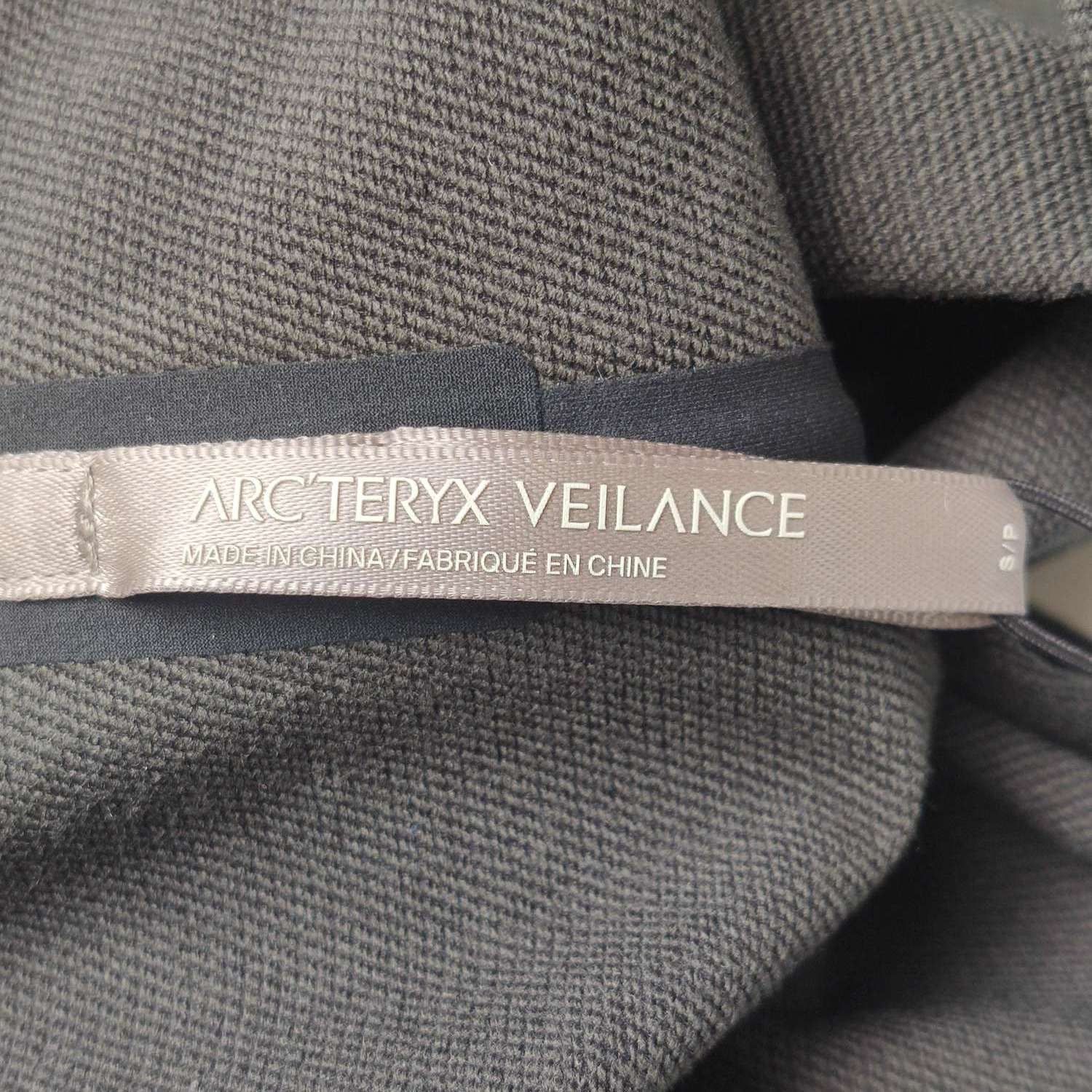 Arc'teryx Arc'teryx Relay Coat XL Solid Lapel Jacket Size XL / US 12-14 / IT 48-50 - 10 Thumbnail