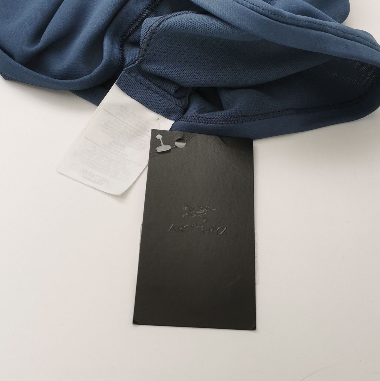 Arc'teryx Arc'teryx Motus Hoody L Solid Color Size L / US 10 / IT 46 - 10 Thumbnail