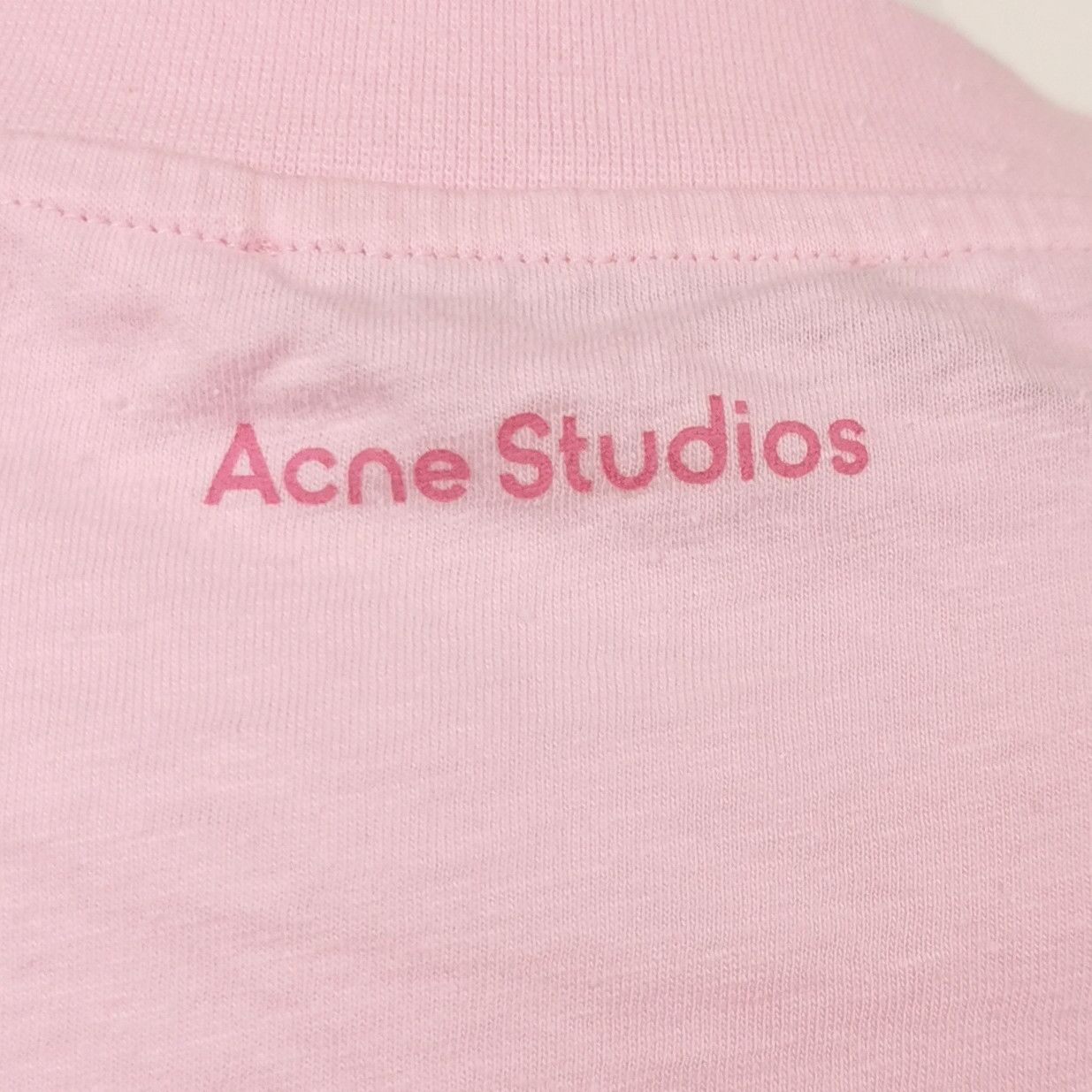 Acne Studios Acne Studios S Pink Horse Print Cotton T-Shirt Size S / US 4 / IT 40 - 6 Thumbnail