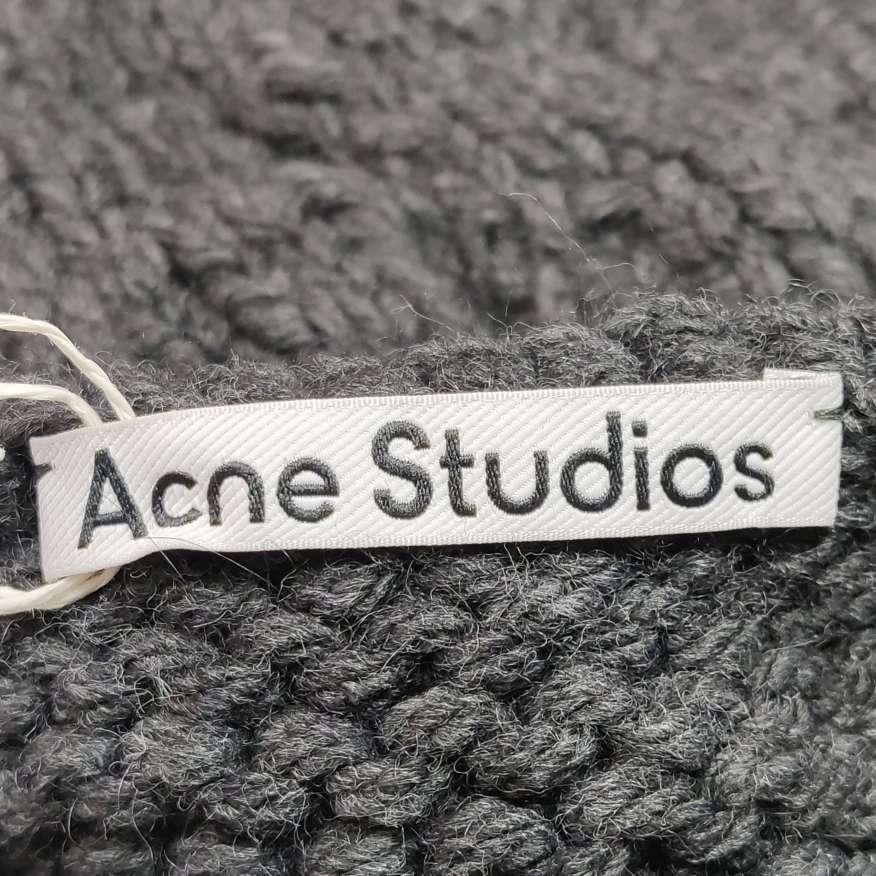 Acne Studios Acne Studios Wool Alpaca Blend Openwork Vest S Size S / US 4 / IT 40 - 10 Thumbnail