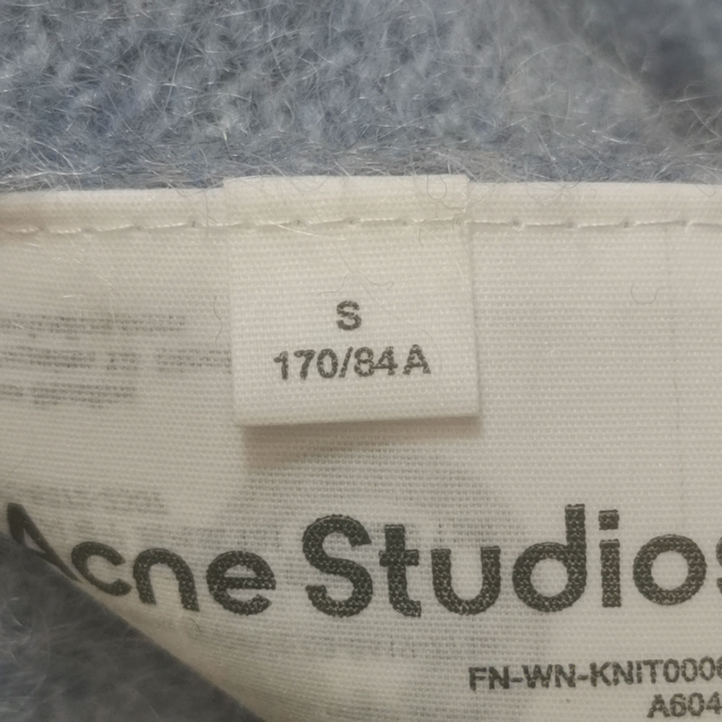 Acne Studios Acne Studios S Mohair Wool V-Neck Cardigan Size S / US 4 / IT 40 - 12 Thumbnail