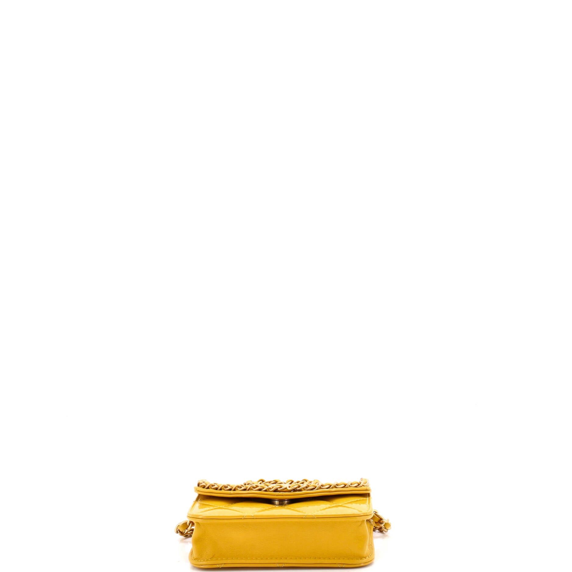 Chanel Heart Chain Flap Bag Size ONE SIZE - 4 Thumbnail