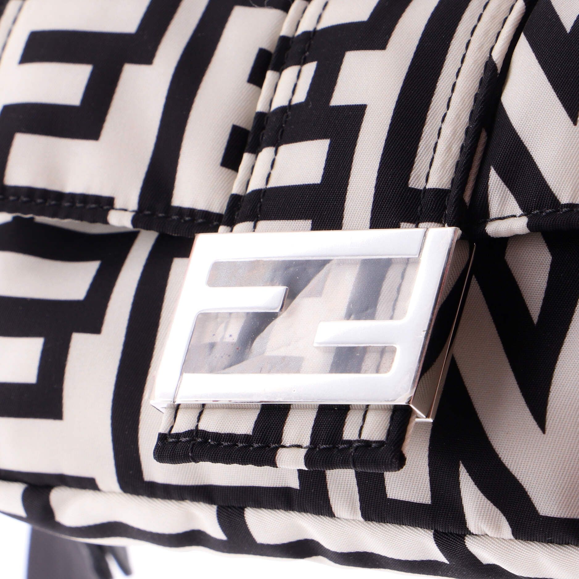 Fendi x Marc Jacobs Baguette NM Bag Size ONE SIZE - 8 Thumbnail