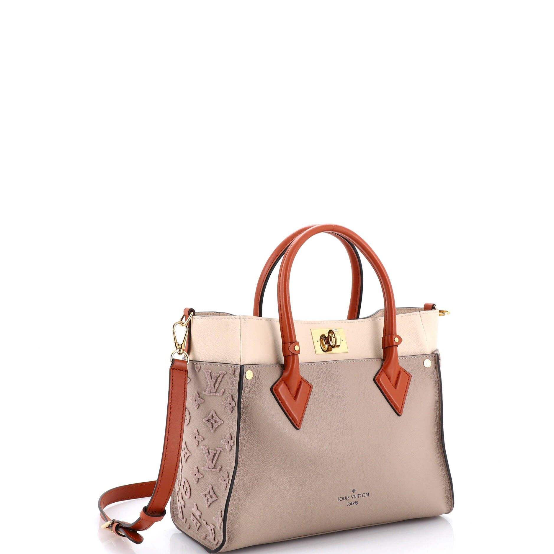 Louis Vuitton On My Side Tote Size ONE SIZE - 2 Thumbnail