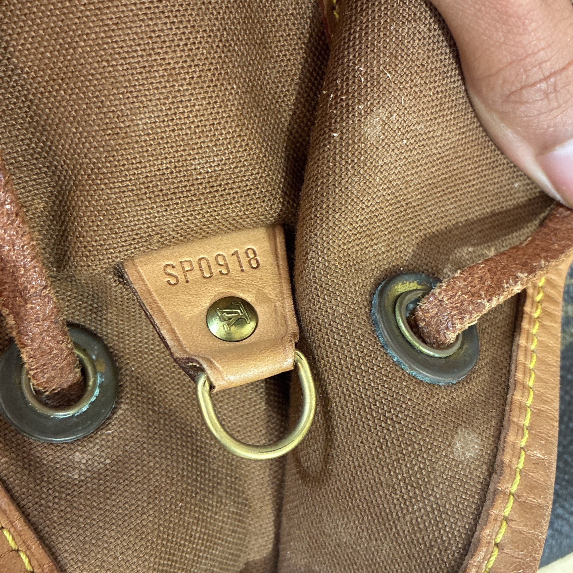 Louis Vuitton Vintage Montsouris Backpack Size ONE SIZE - 9 Thumbnail