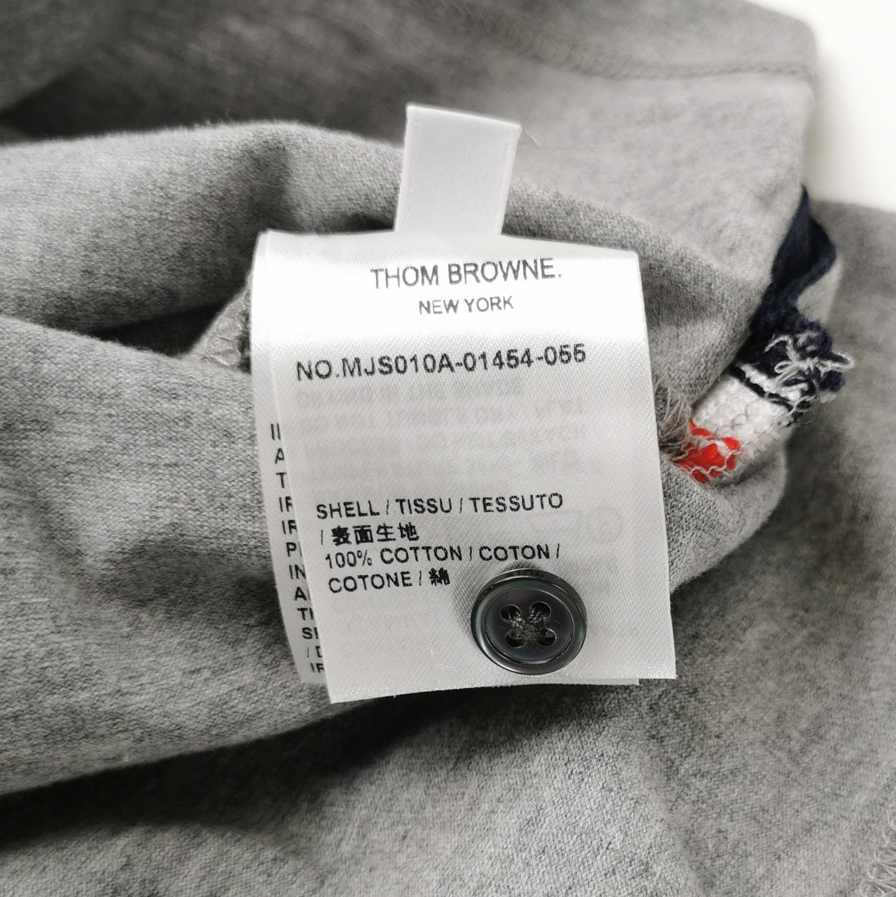 Thom Browne Thom Browne Gray Stripe Pocket Crewneck T-Shirt M Size US M / EU 48-50 / 2 - 7 Thumbnail