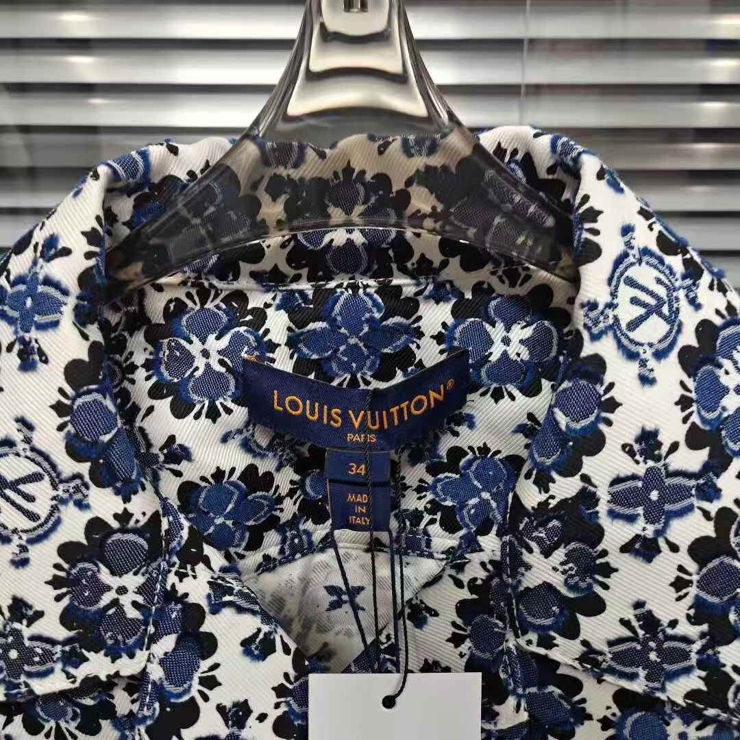 Louis Vuitton Louis Vuitton Monogram Flower Denim Jacket Size XXS / US 00 / IT 34 - 2 Thumbnail