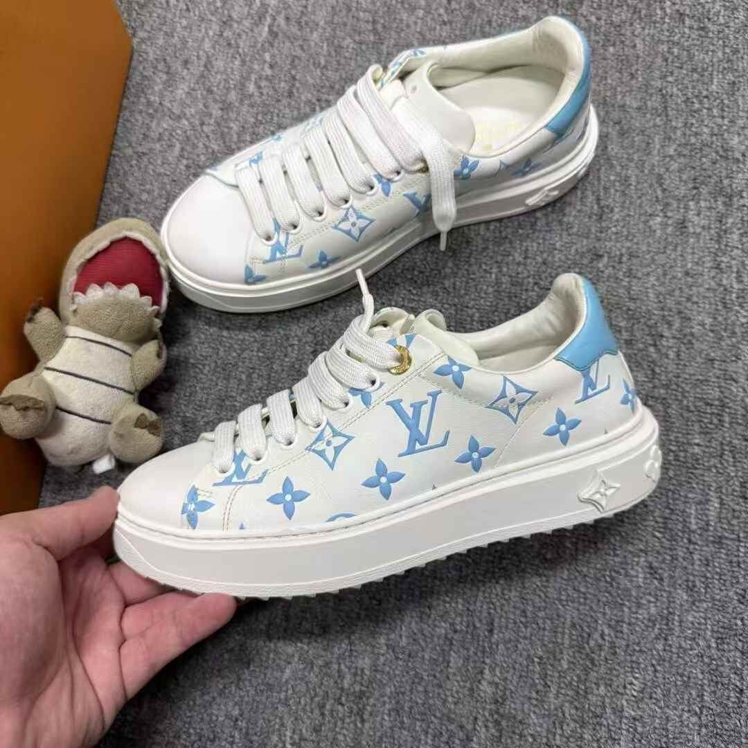 Louis Vuitton Louis Vuitton Blue Monogram Platform Shoes Size US 5 / IT 35 - 2 Thumbnail