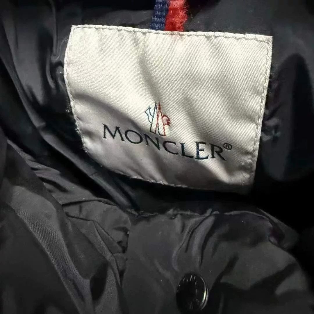 Moncler Moncler Logo Down Jacket Size 2 Size M / US 6-8 / IT 42-44 - 2 Thumbnail
