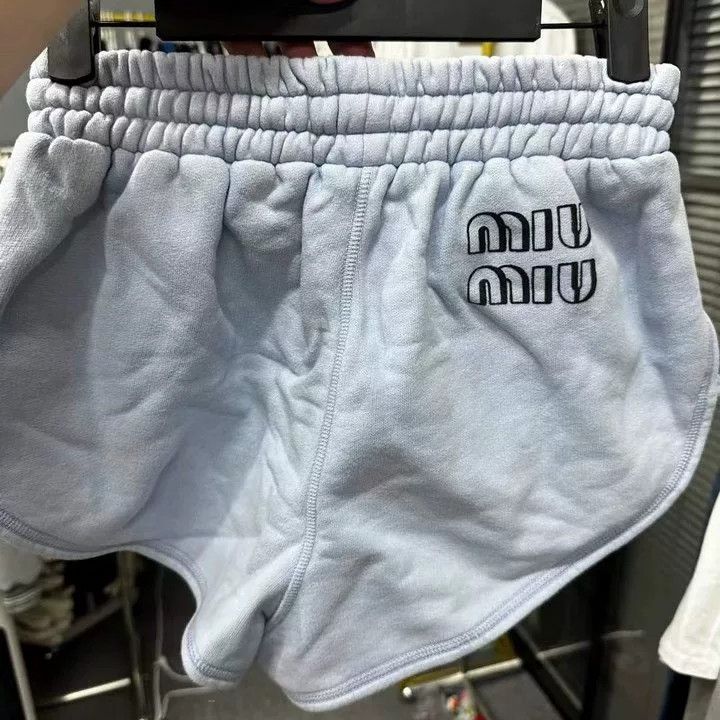 Miu Miu Miu Miu Back Logo Shorts Size 36" / US 14 / IT 50 - 2 Thumbnail