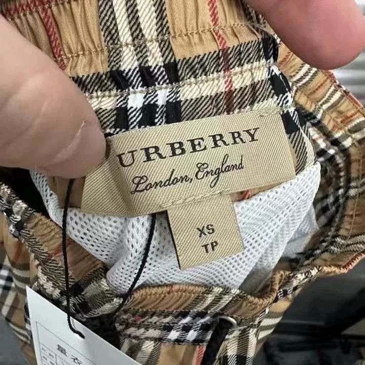 Burberry Burberry Check Shorts XS Size 22" - 3 Thumbnail