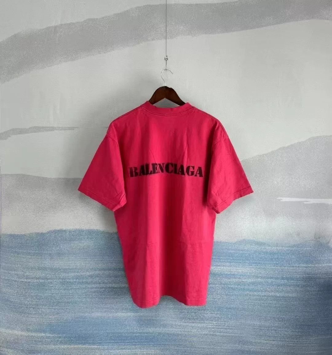 Balenciaga Balenciaga Red Distressed Blur Letter Oversized SS Size XXS / US 00 / IT 34 - 3 Thumbnail