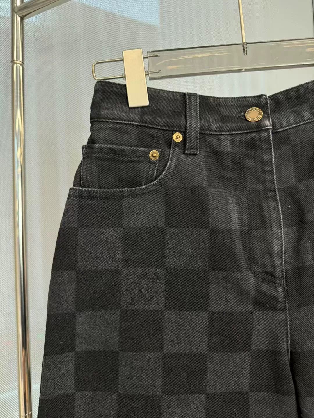 Louis Vuitton Louis Vuitton Black Checker Denim Shorts Size 36" / US 14 / IT 50 - 3 Thumbnail