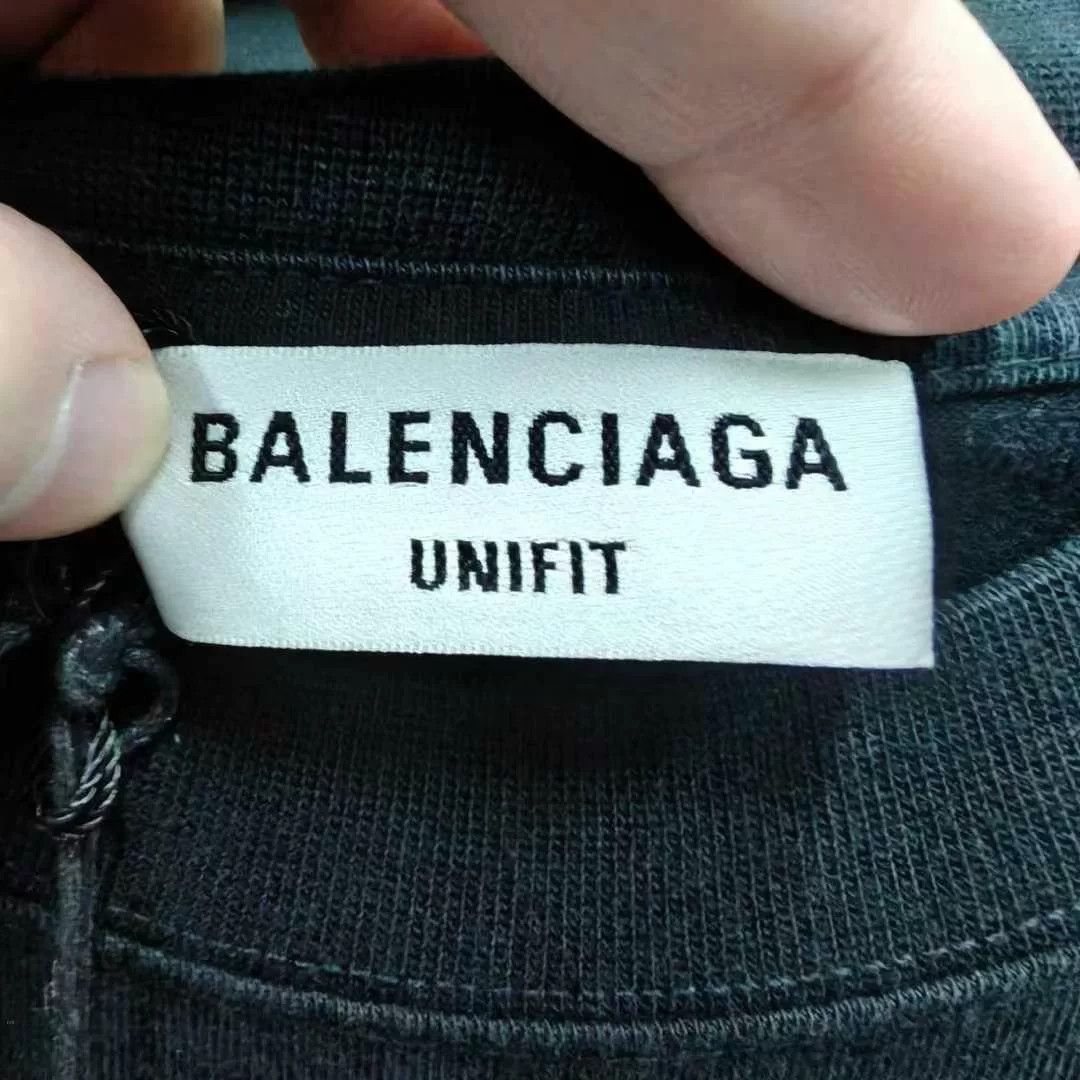 Balenciaga Balenciaga Simpson Short Sleeve S Size US S / EU 44-46 / 1 - 2 Thumbnail