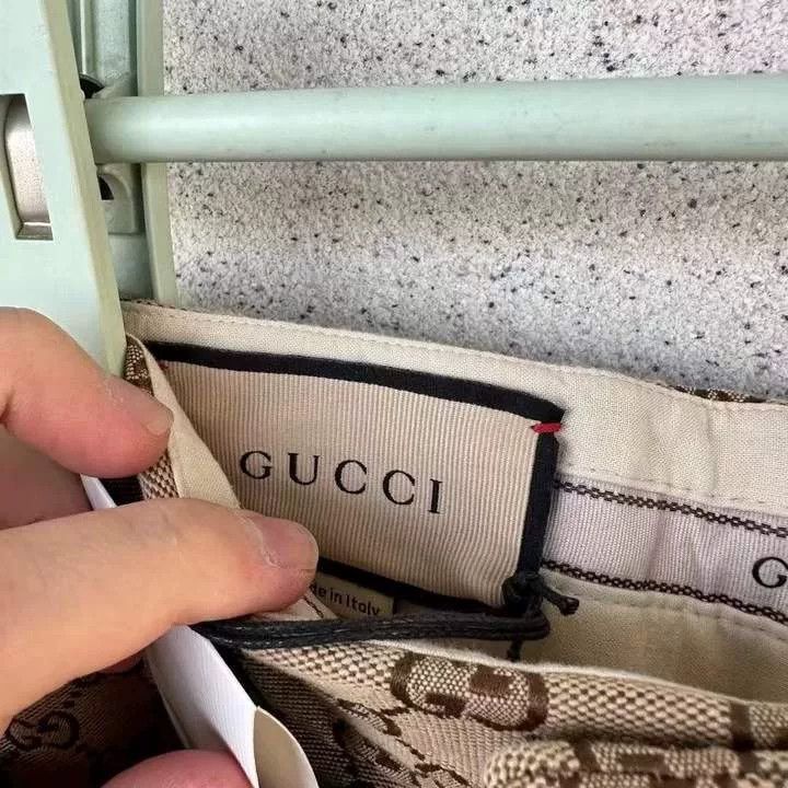 Gucci Gucci Khaki All-Over Print Shorts Size US 30 / EU 46 - 3 Thumbnail