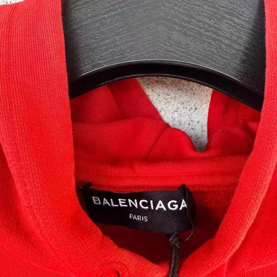 Balenciaga Balenciaga Red 2017 Hoodie Size US S / EU 44-46 / 1 - 3 Thumbnail
