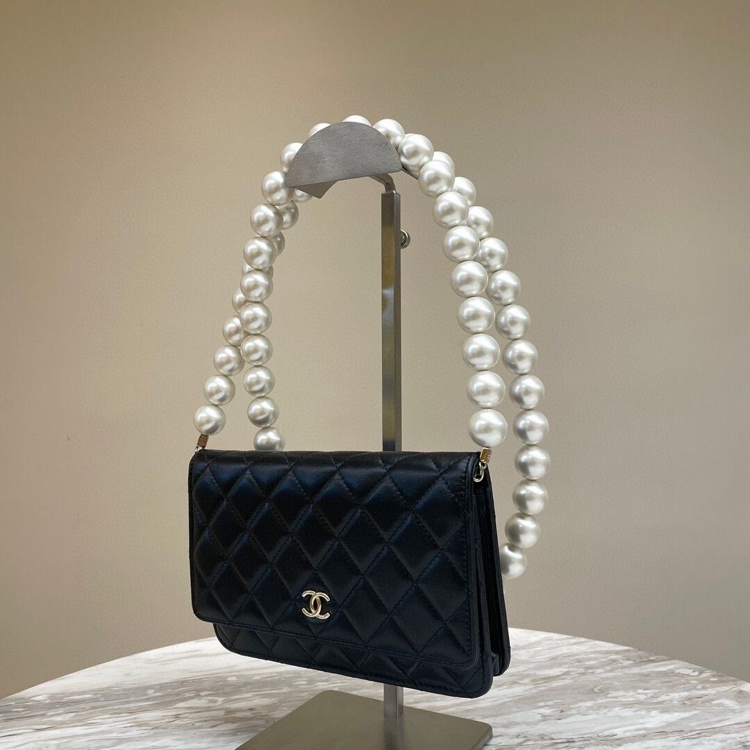 Chanel Pre-loved Bag Very good condition Size ONE SIZE - 3 Thumbnail