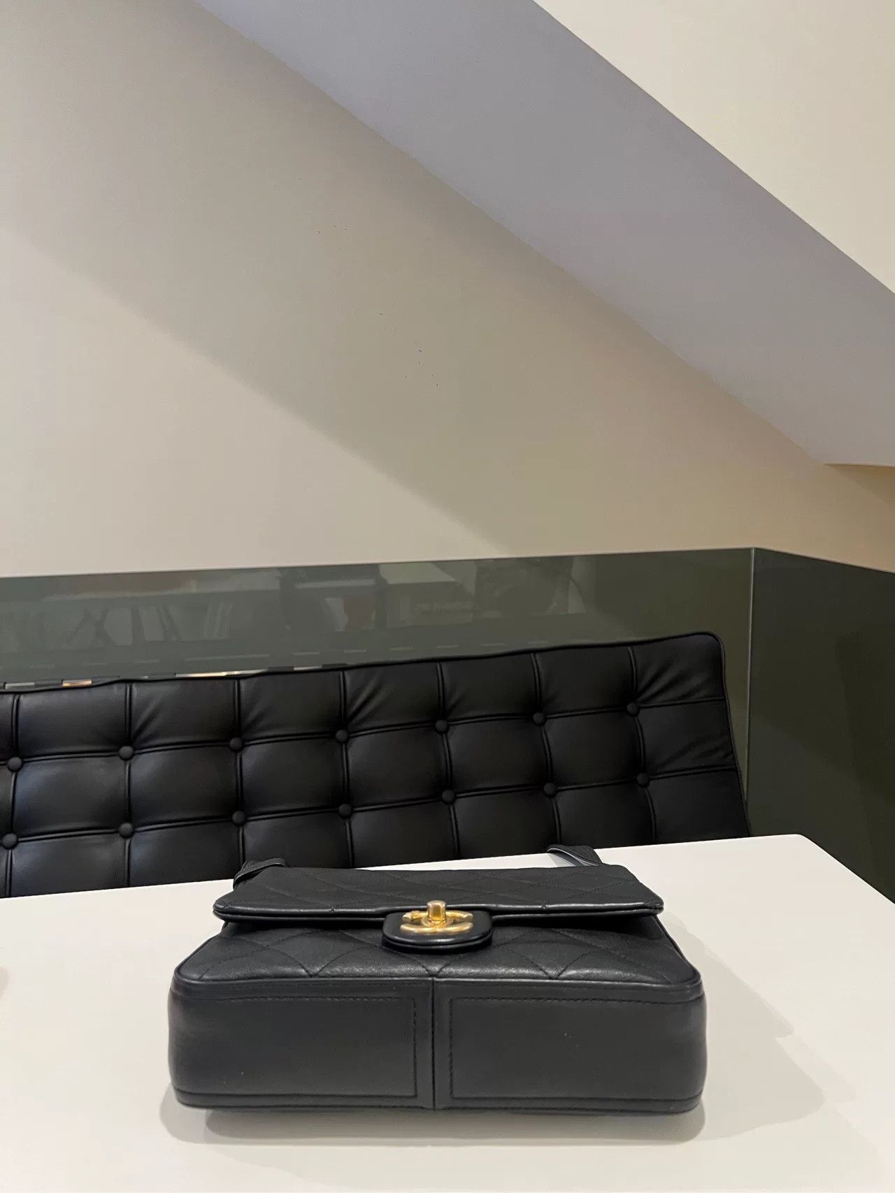 Chanel Pre-loved Bag Very good condition Size ONE SIZE - 5 Thumbnail