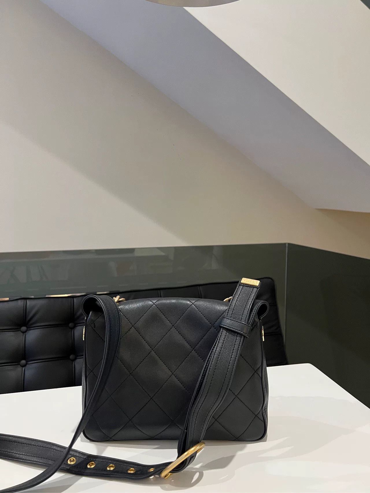 Chanel Pre-loved Bag Very good condition Size ONE SIZE - 4 Thumbnail