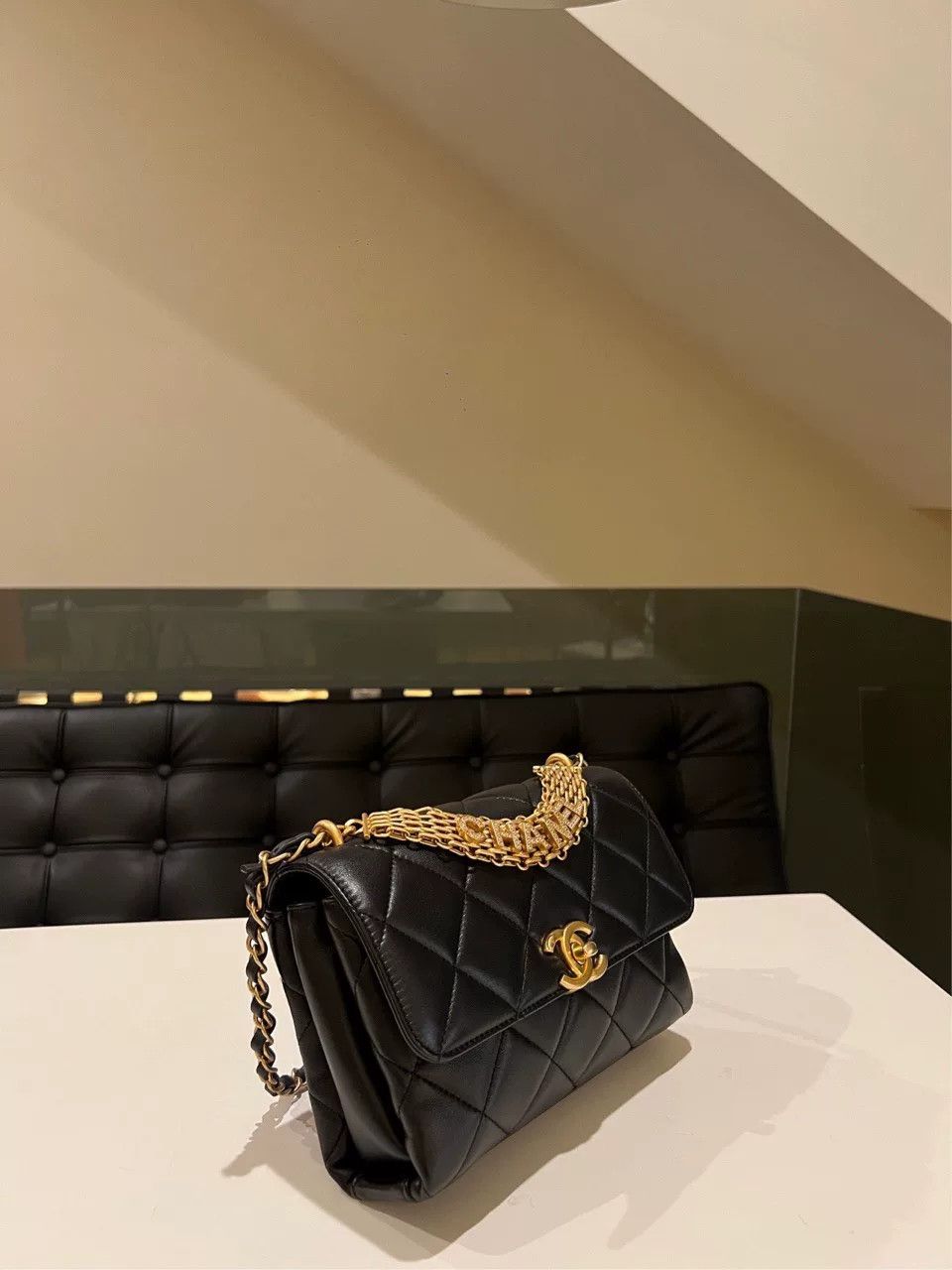 Chanel Pre-loved Bag Very good condition Size ONE SIZE - 2 Thumbnail