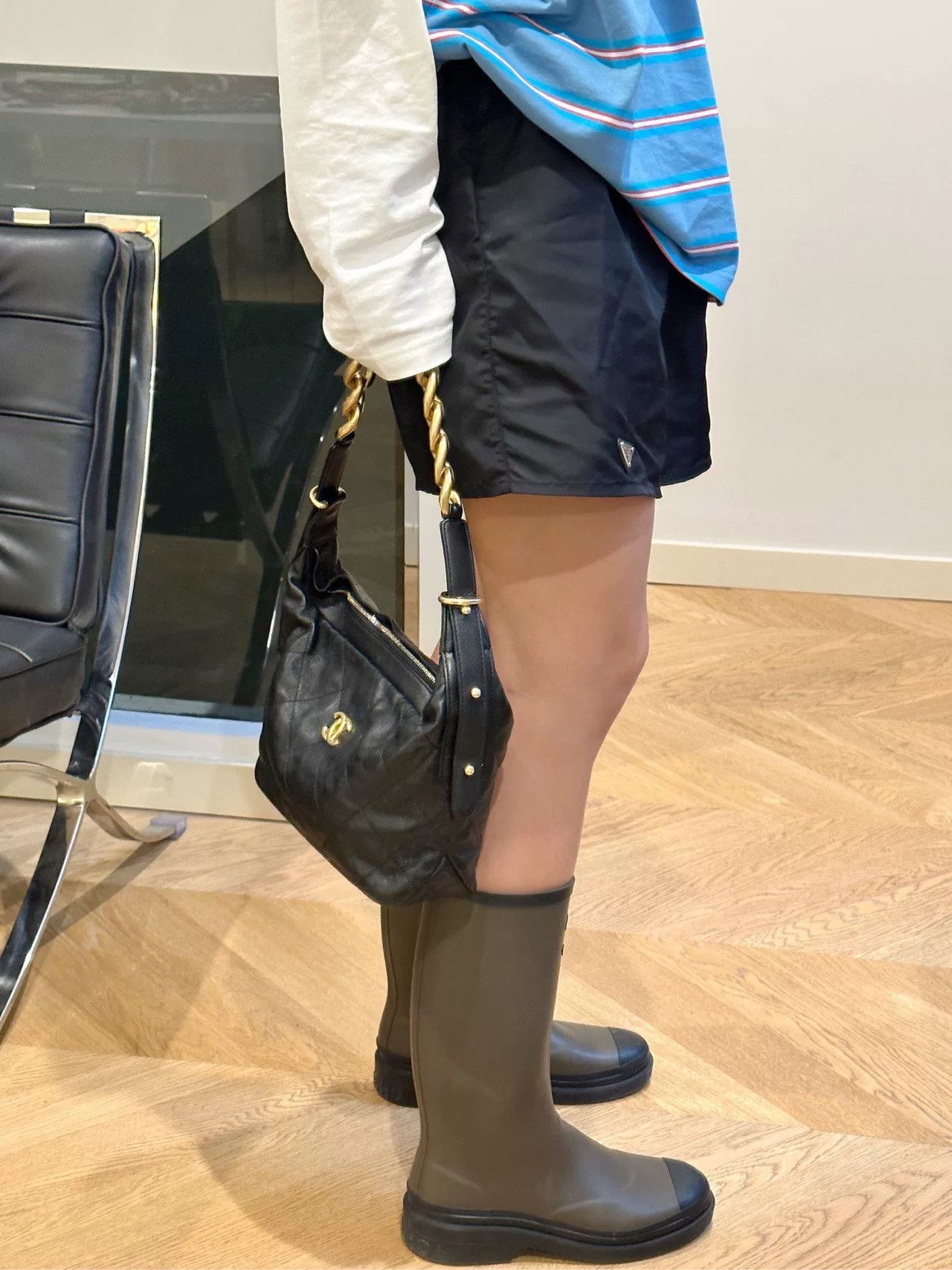 Chanel Pre-loved Bag Very good condition Size ONE SIZE - 9 Thumbnail