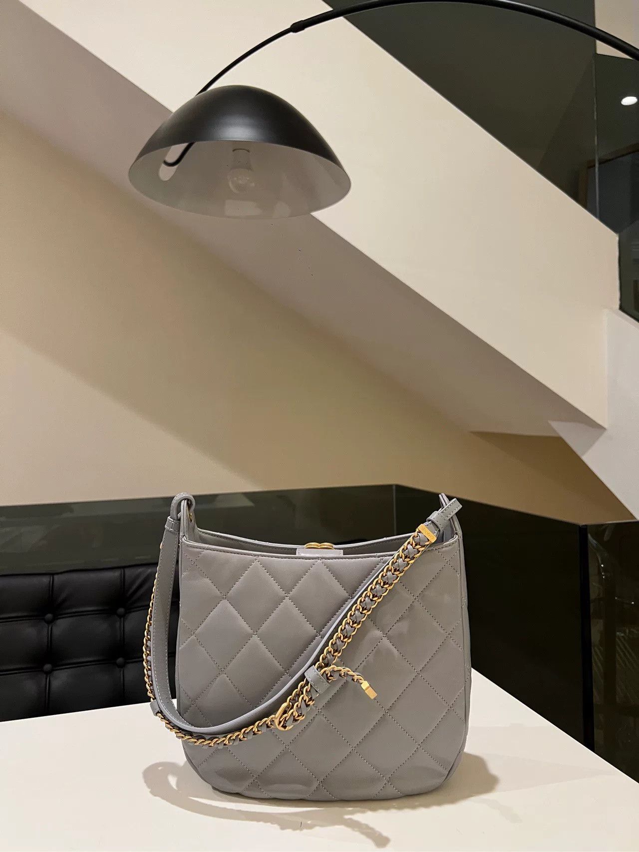 Chanel Pre-loved Bag Very good condition Size ONE SIZE - 4 Thumbnail