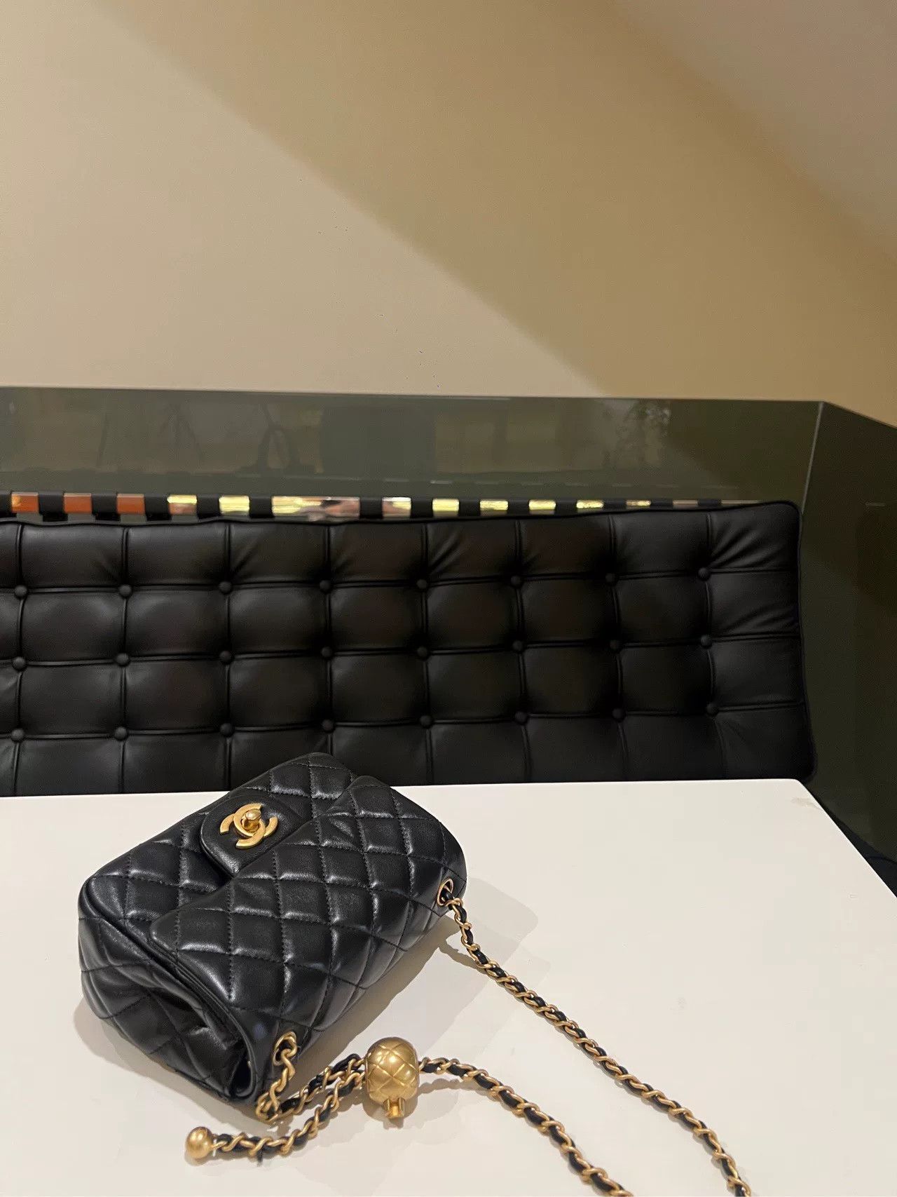 Chanel Pre-loved Bag Very good condition Size ONE SIZE - 6 Thumbnail
