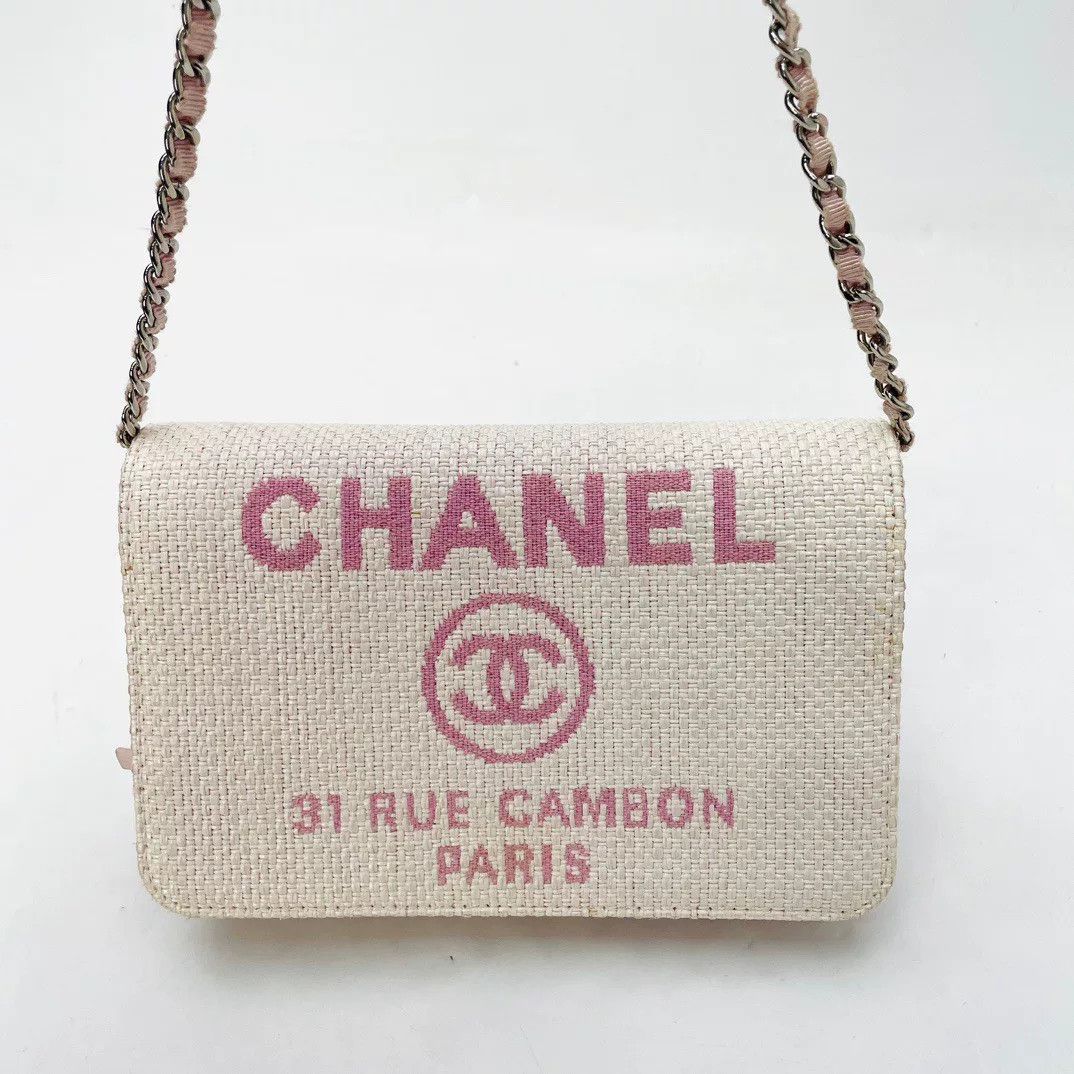 Chanel Pre-loved Bag Very good condition Size ONE SIZE - 2 Thumbnail