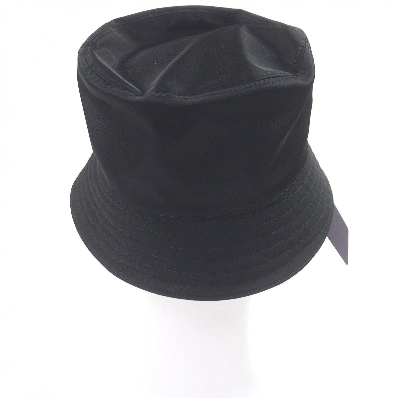 Prada Prada Prada Re-Nylon Triangle Logo Bucket Hat Textile Hats DUTY FREE for USA Size ONE SIZE - 4 Thumbnail