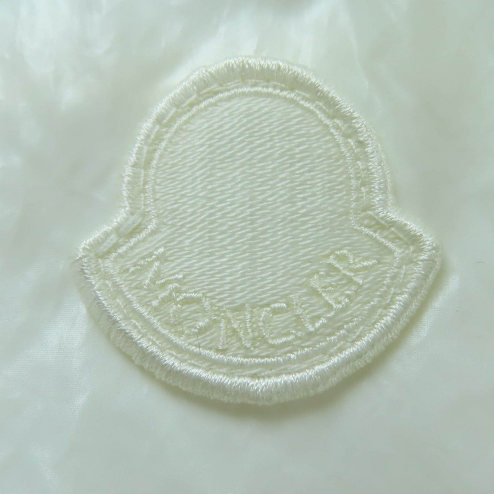 Moncler Moncler Moncler Genius 2 Nylon Jacket Textile Outerwear DUTY FREE for USA Size ONE SIZE - 7 Thumbnail