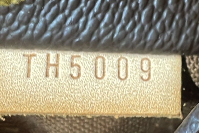 Louis Vuitton Totally Handbag Size ONE SIZE - 8 Thumbnail