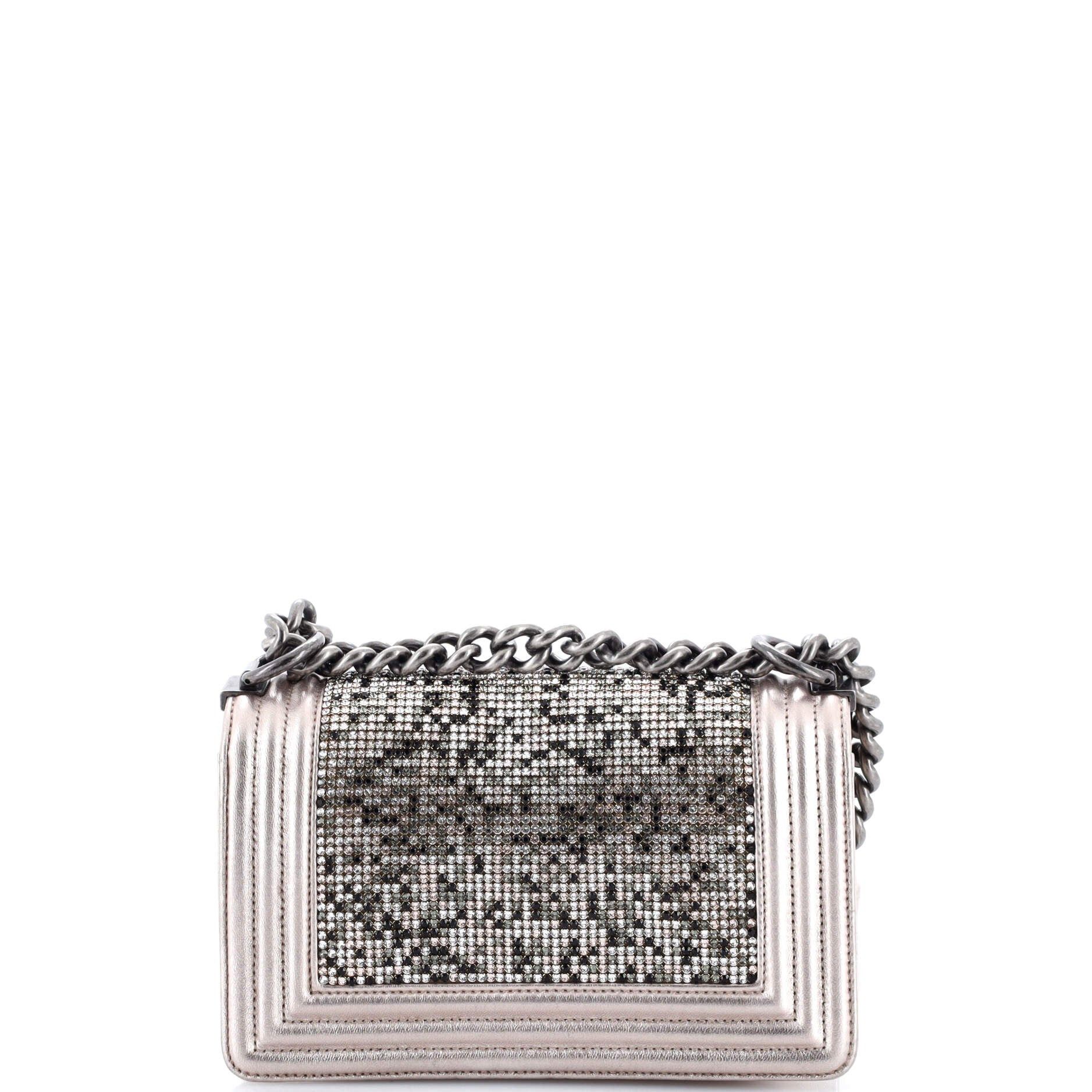 Chanel Boy Flap Bag Size ONE SIZE - 4 Thumbnail