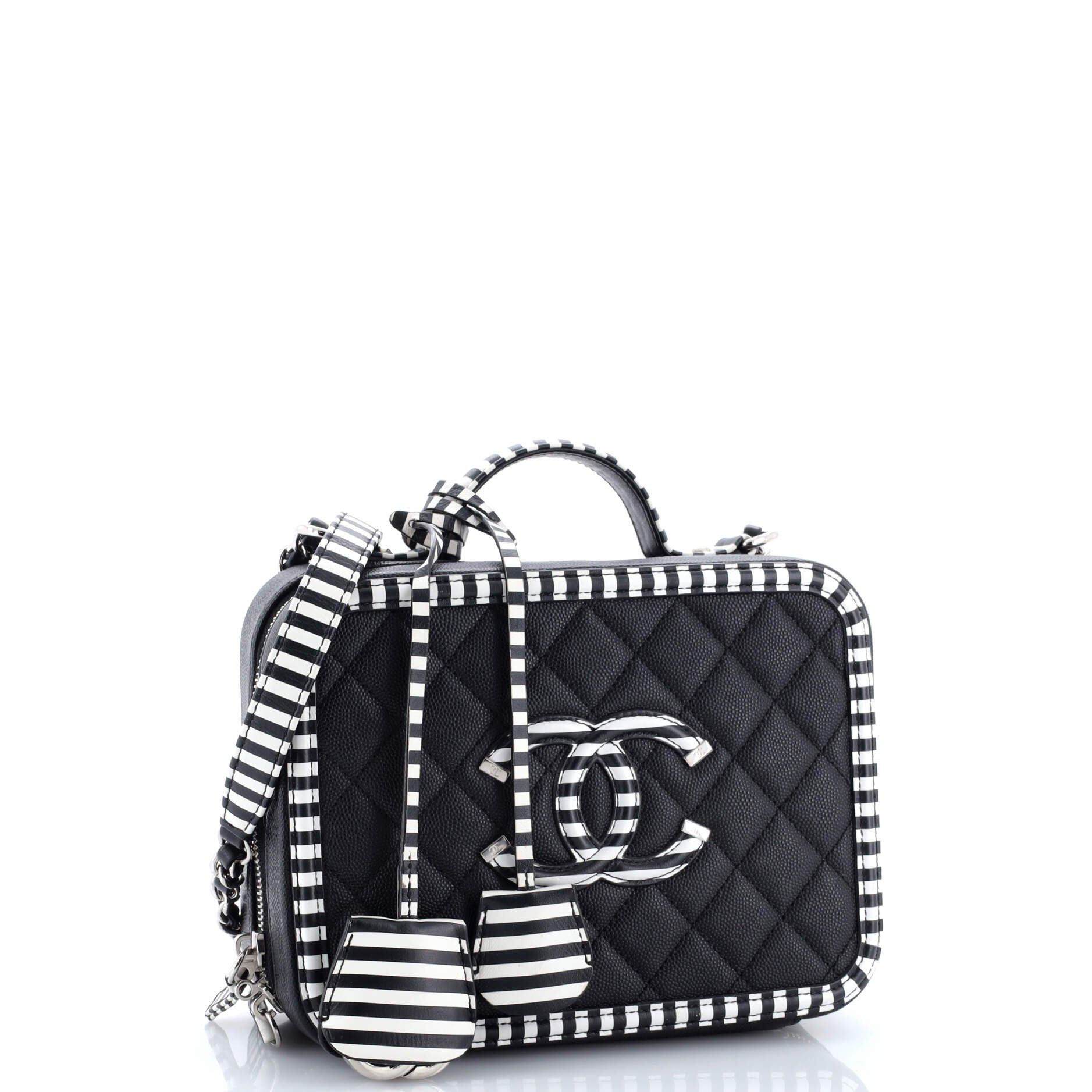 Chanel Filigree Vanity Case Size ONE SIZE - 2 Thumbnail