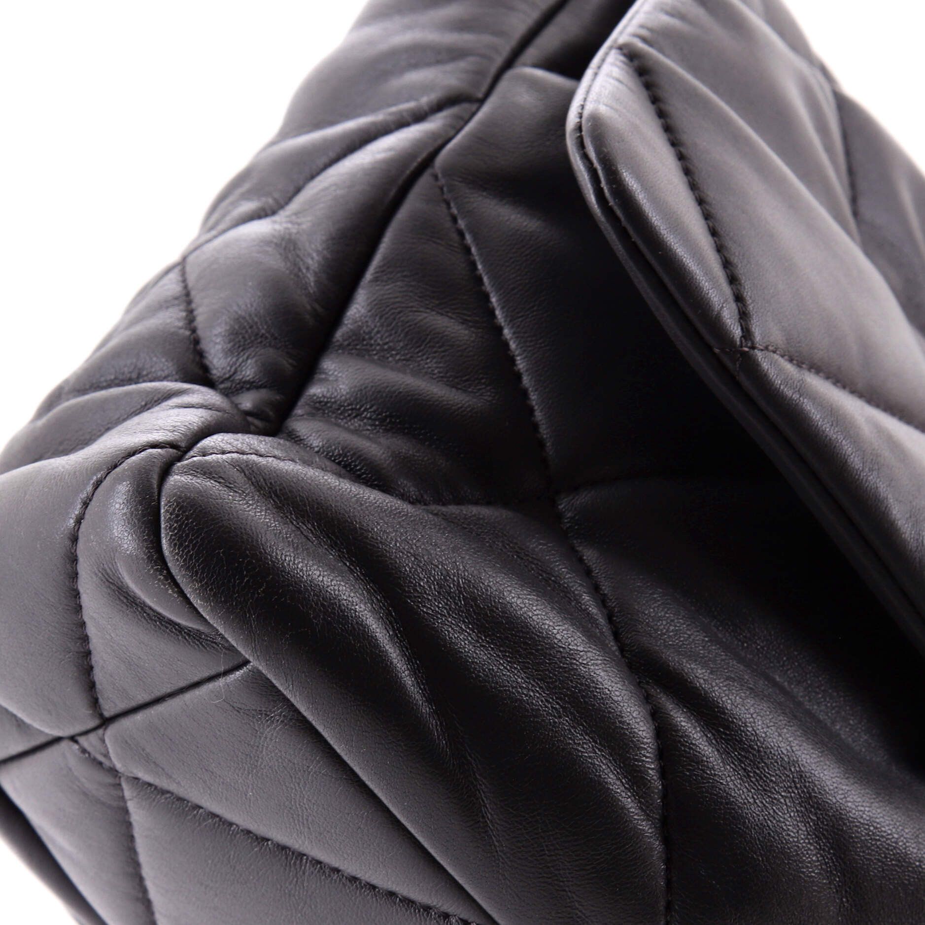 Chanel 19 Flap Bag Size ONE SIZE - 6 Thumbnail