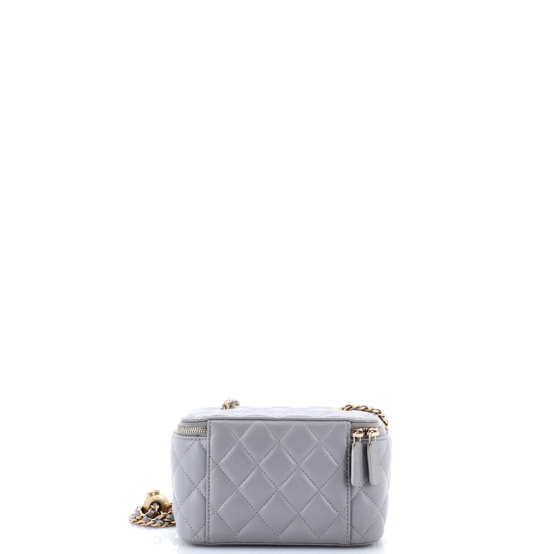 Chanel Pearl Crush Vanity Case with Chain Size ONE SIZE - 3 Thumbnail