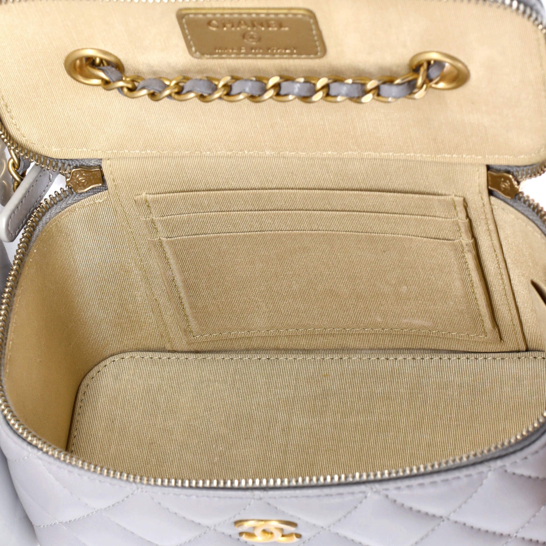 Chanel Pearl Crush Vanity Case with Chain Size ONE SIZE - 5 Thumbnail