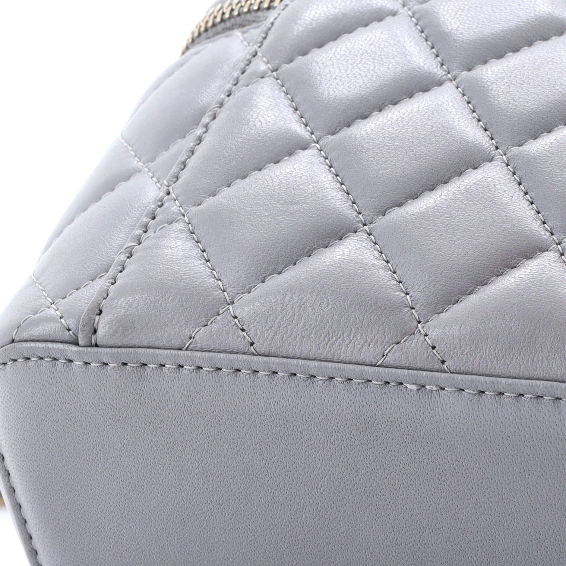 Chanel Pearl Crush Vanity Case with Chain Size ONE SIZE - 6 Thumbnail