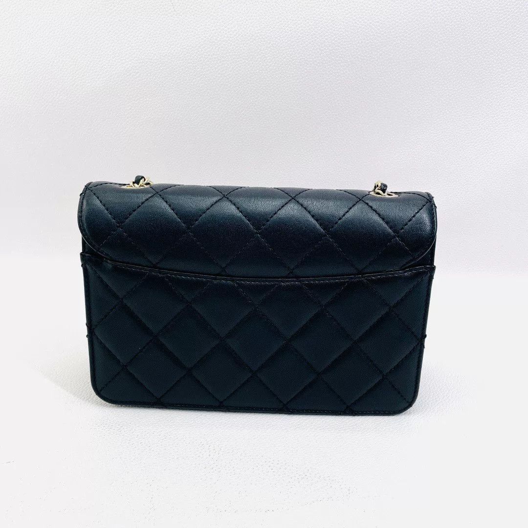 Chanel Pre-loved Bag Very good condition Size ONE SIZE - 2 Thumbnail