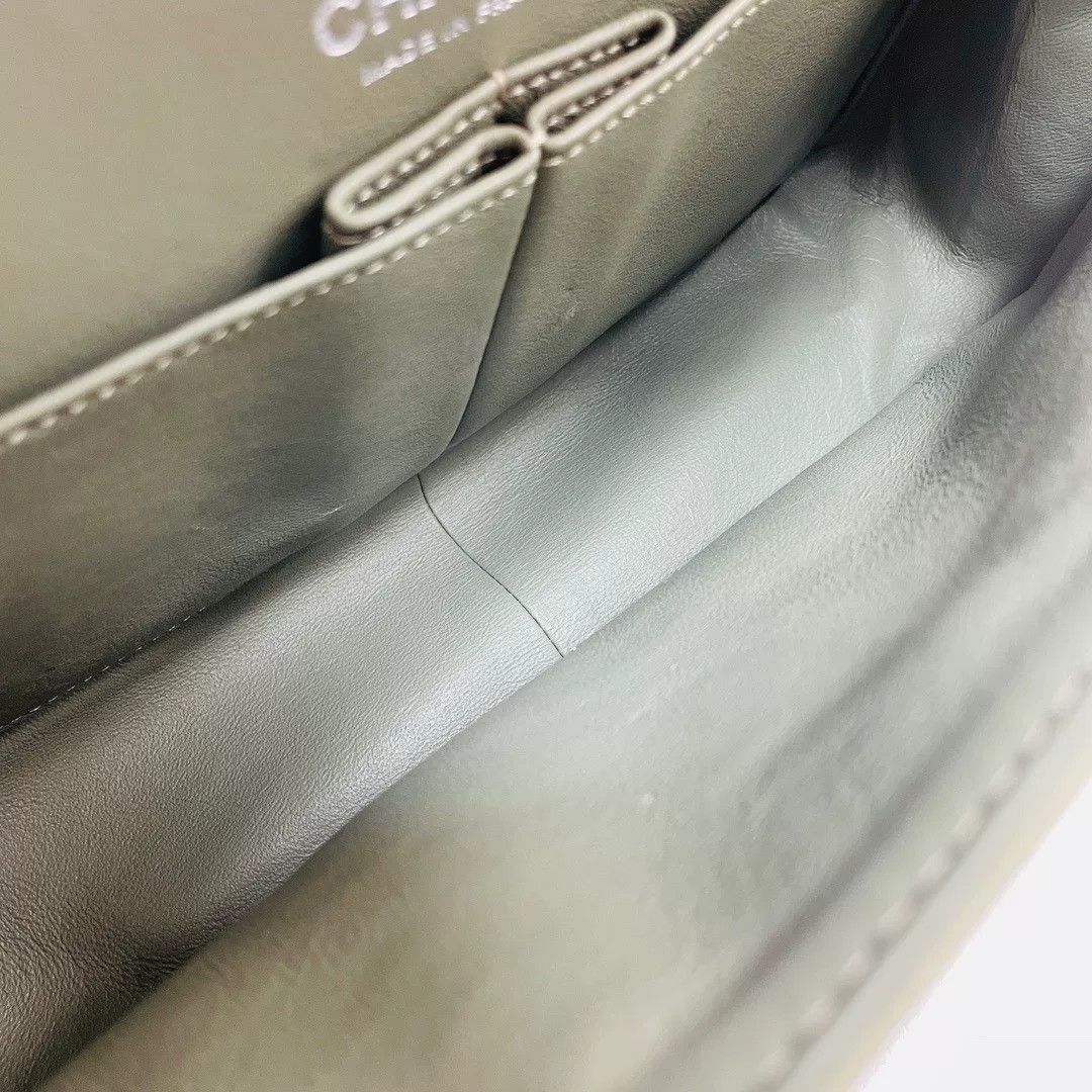 Chanel Pre-loved Bag Very good condition Size ONE SIZE - 4 Thumbnail