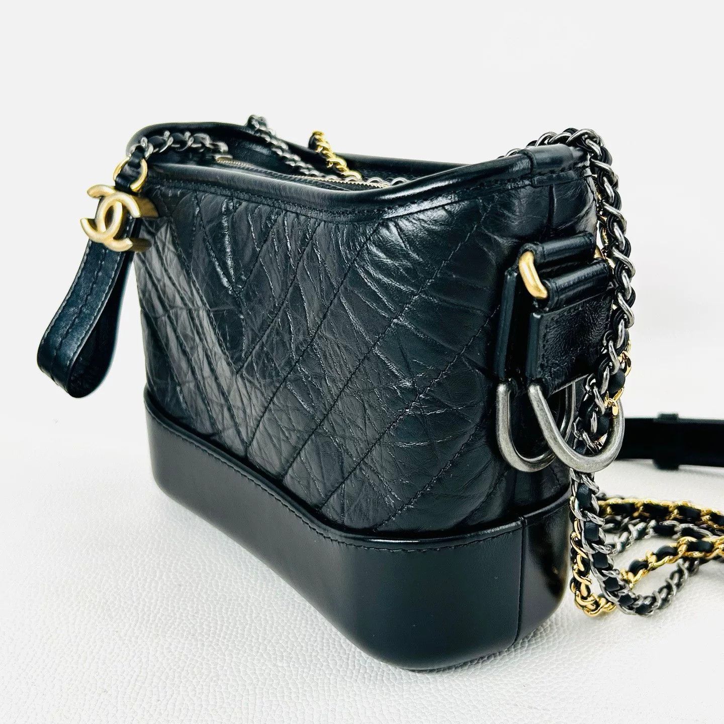 Chanel Pre-loved Bag Very good condition Size ONE SIZE - 2 Thumbnail