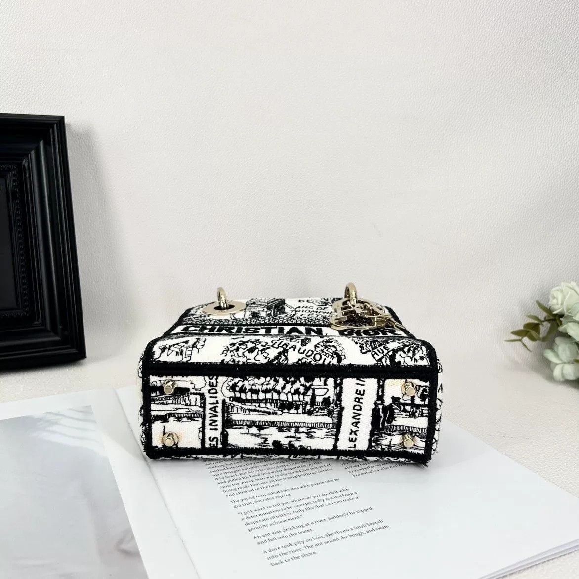 Dior Pre-loved Bag Very good condition Size ONE SIZE - 3 Thumbnail