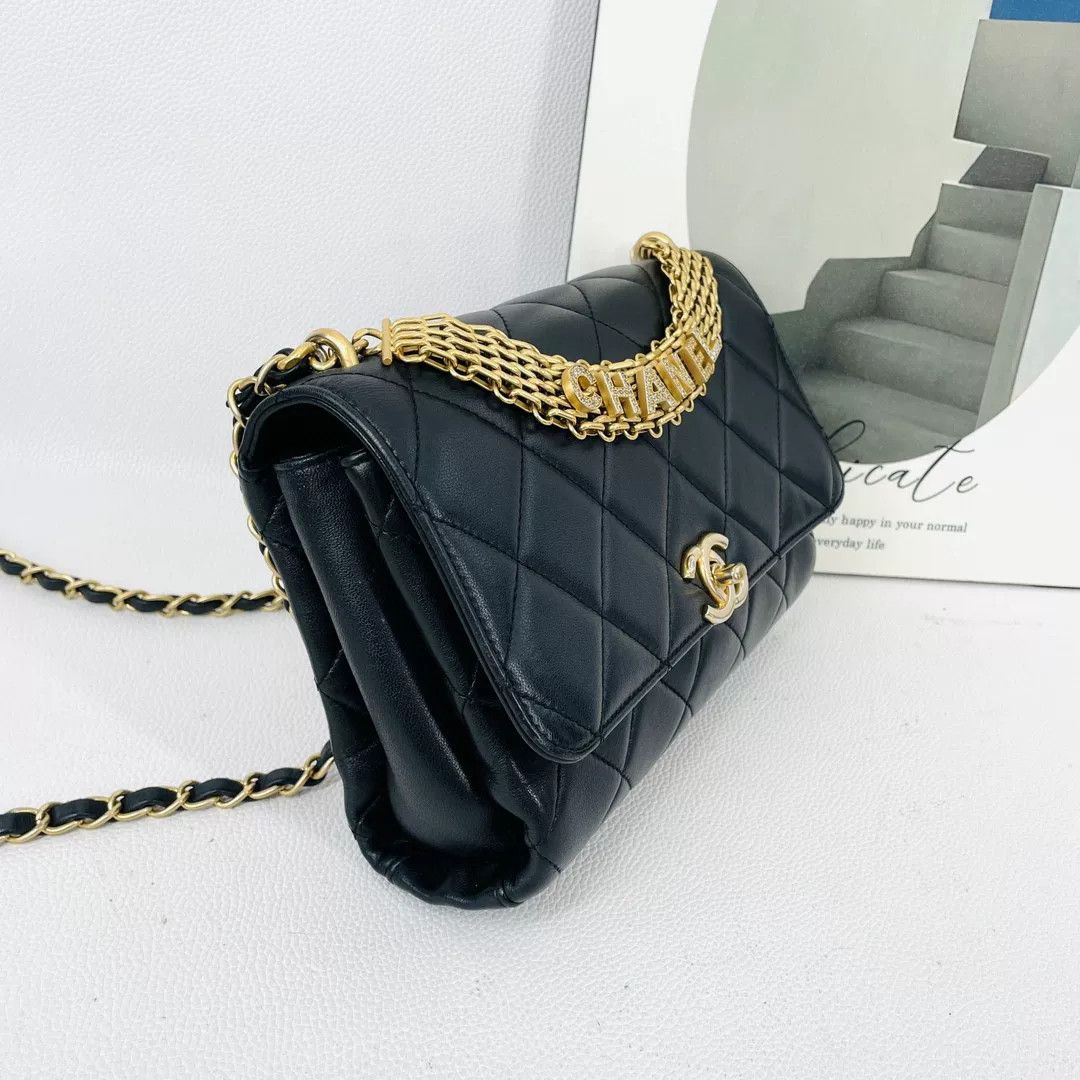 Chanel Pre-loved Bag Very good condition Size ONE SIZE - 4 Thumbnail