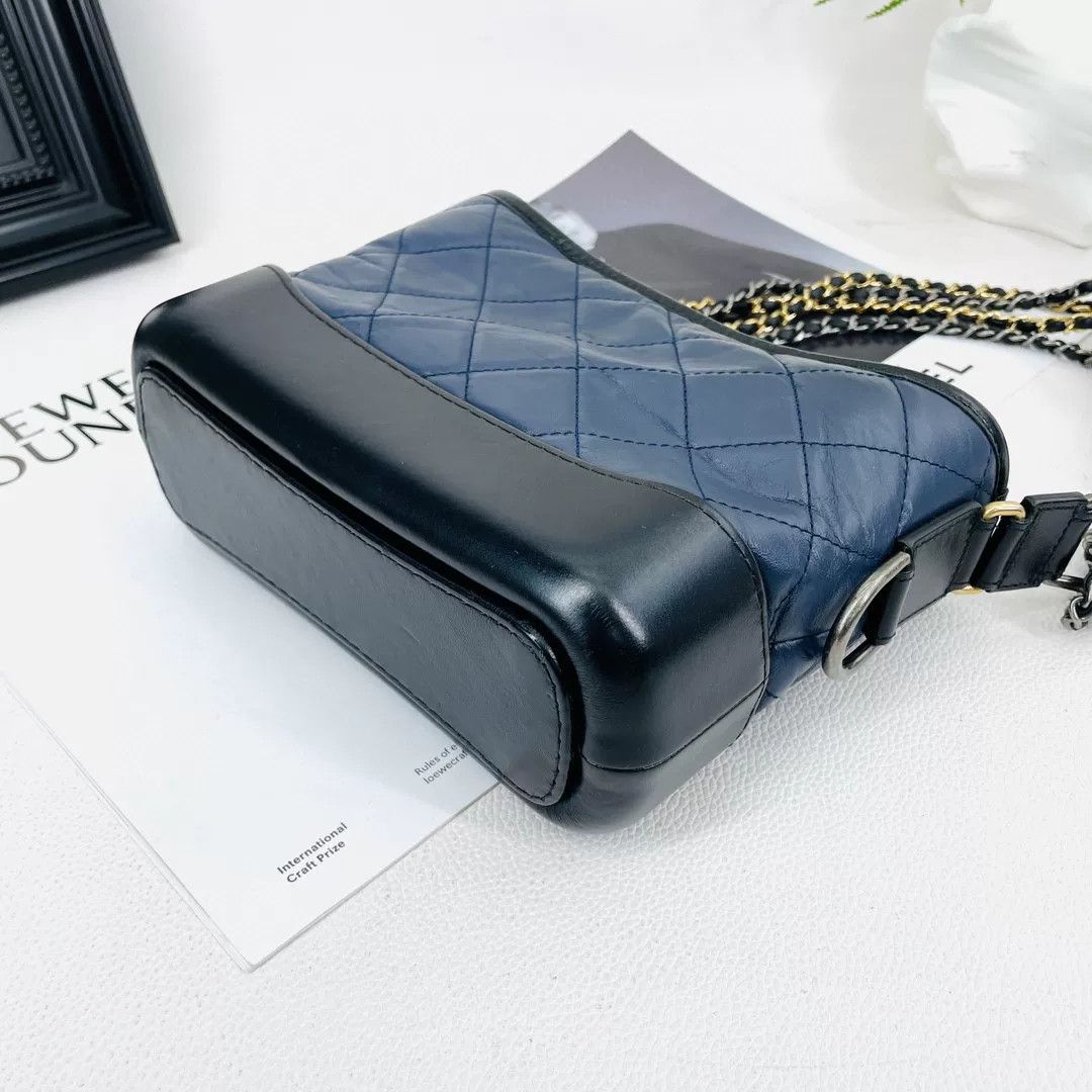 Chanel Pre-loved Bag Very good condition Size ONE SIZE - 4 Thumbnail