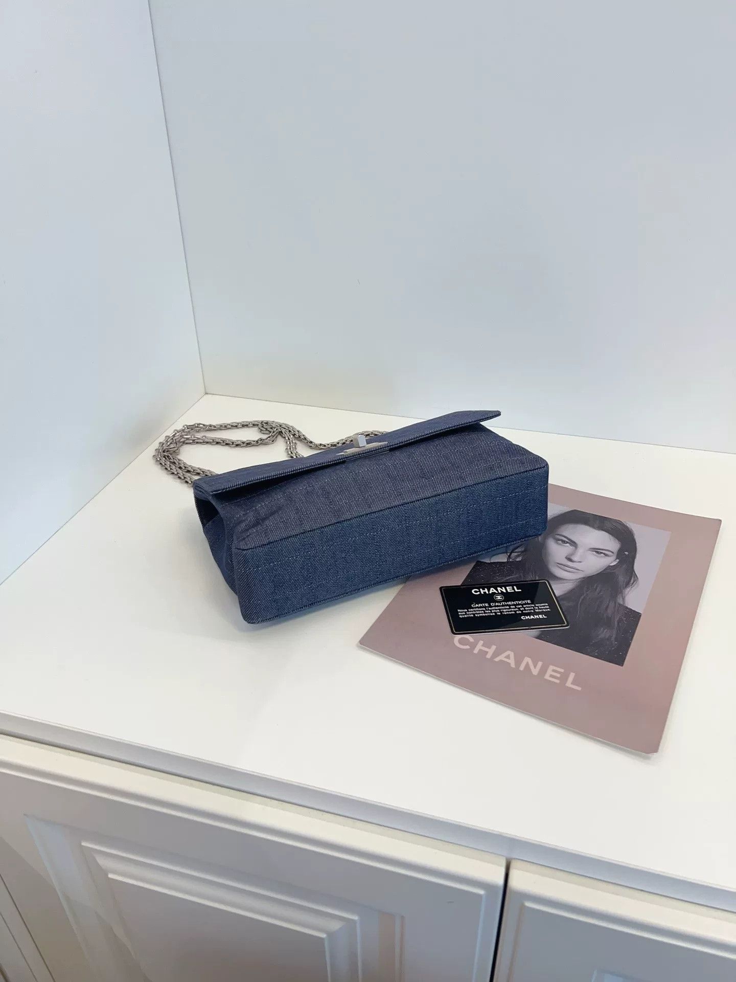 Chanel Pre-loved Bag Very good condition Size ONE SIZE - 6 Thumbnail